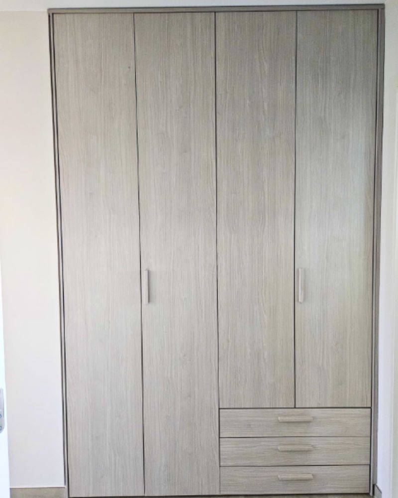 Résultat final du placard sur mesure Résultat final du placard sur mesure